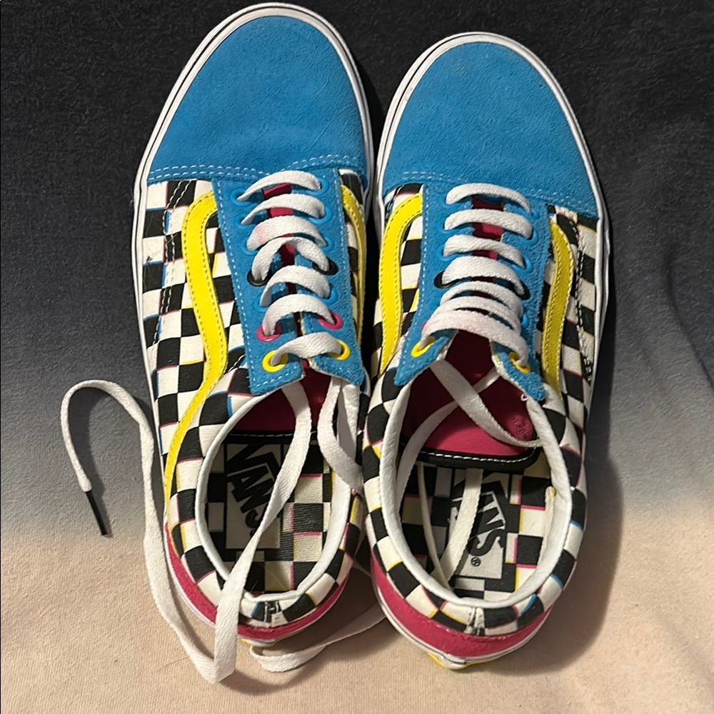 Vans 90’s Checker Sneakers